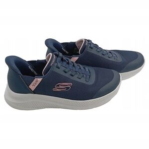 Women’s SKECHERS Hands Free Swift Fit Slip Wide Fit Sneaker size 10